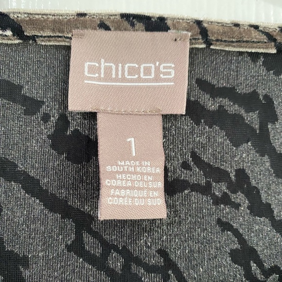 Chicos Velvet Burnout Tiger Print Flutter Sleeve V-Neck Blouse Sz 1 M Whimsigoth - Picture 4 of 6